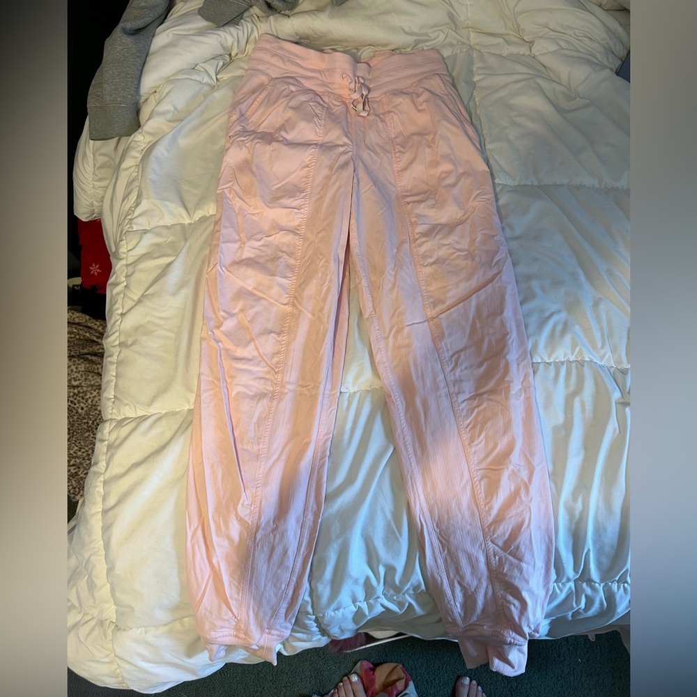 Lululemon - Dance Studio Pants - Strawberry Milkshake - Size 4